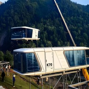 Space Capsule House (4)